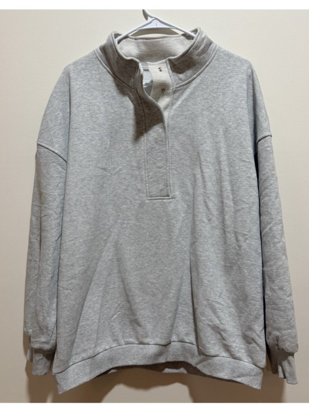NWT ~ Womens Oversized Sweatshirt Long Sleeve Henley Pullover Tops 1/2 Snaps -LG